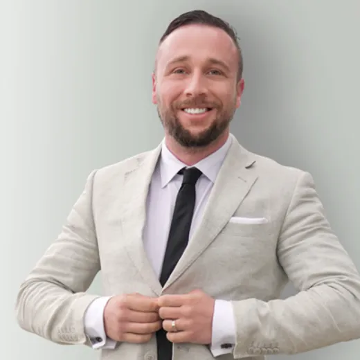 Ryan Field - Real Estate Agent at Belle Property Noosa 