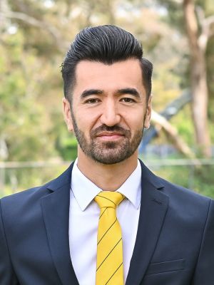 Sam Hashemi - Real Estate Agent