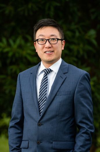 Sam Shum - Real Estate Agent at The One Real Estate - BOX HILL
