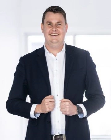 Samuel Williams - Real Estate Agent