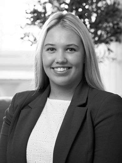 Sarah Clark - Real Estate Agent at Place Bulimba