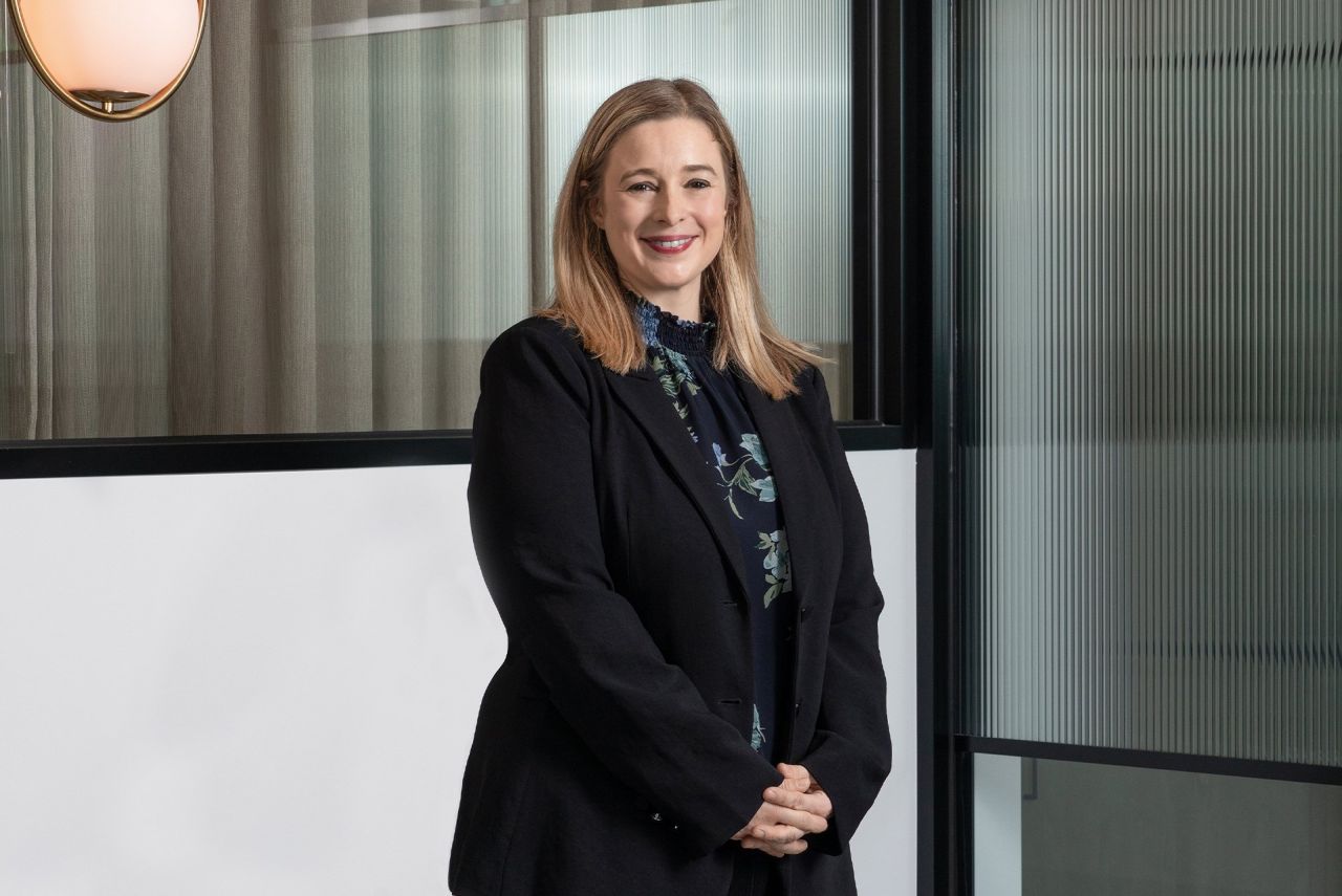 Sarah Lowry - Real Estate Agent