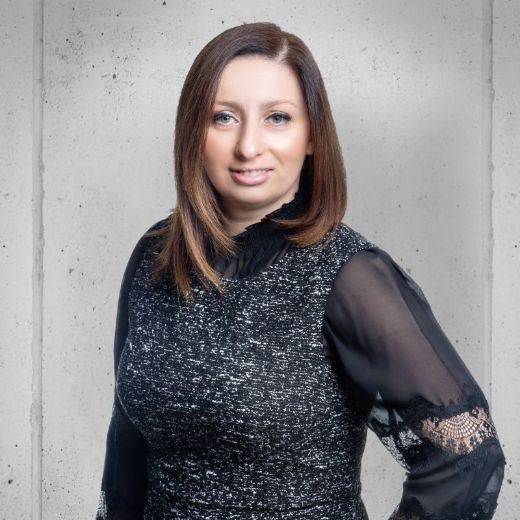 Sasha Mikhman - Real Estate Agent at Hodges - Caulfield