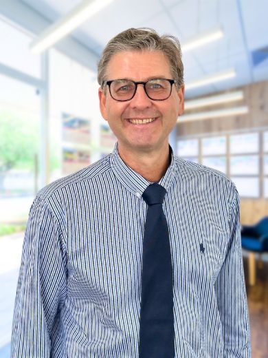 Scott Clayton - Real Estate Agent at Hillsea Real Estate - Paradise Point / Runaway Bay / Coombabah