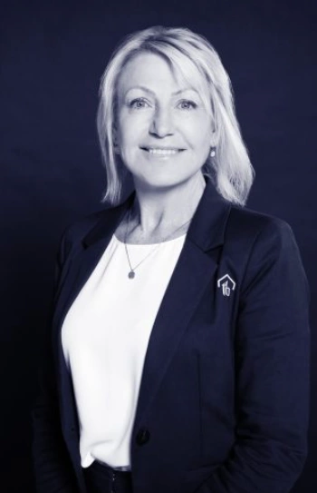 Wendy Hotchkiss - Real Estate Agent