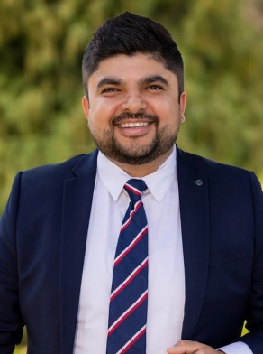 Paramvir Singh - Real Estate Agent