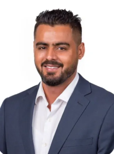 Bhupinder Dhanoa - Real Estate Agent at Riseonic Real Estate - New Homes