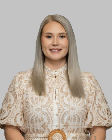 Elise Carrick - Real Estate Agent