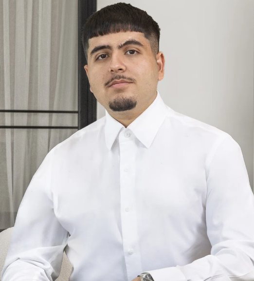 Eilia Kazemi - Real Estate Agent