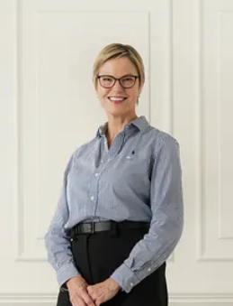 SaraJane Simpson - Real Estate Agent