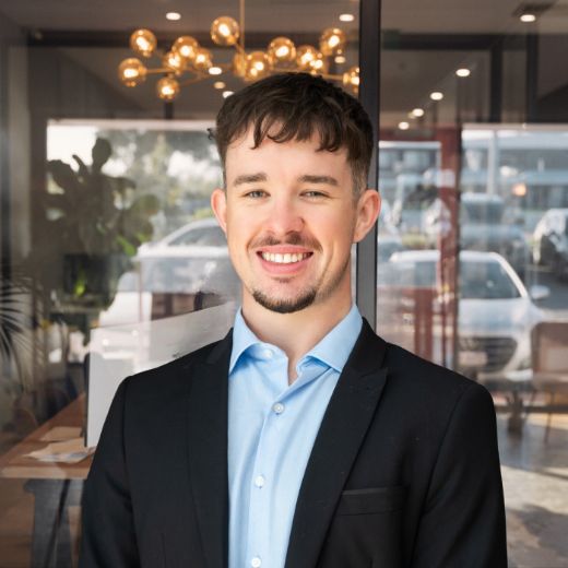 Sean Lindsay - Real Estate Agent at Carlin Team 