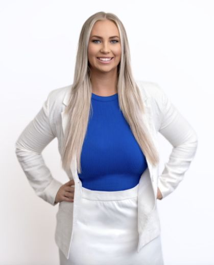 Shannan Kearney - Real Estate Agent at Clare Estate Agents - TIN CAN BAY