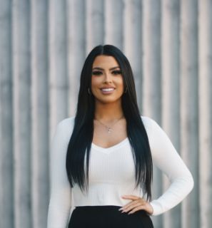 Sharna Sinclair - Real Estate Agent Sharna Sinclair - Real Estate Agent