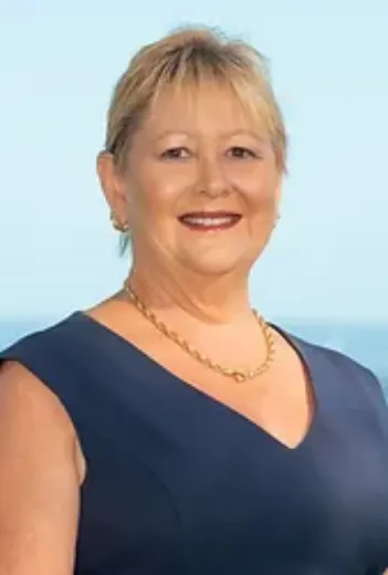 Sharon  Lisch - Real Estate Agent at Moreton Bay Realty