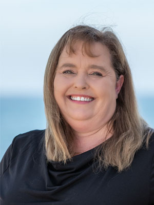 Sharon Trowbridge Real Estate Agent