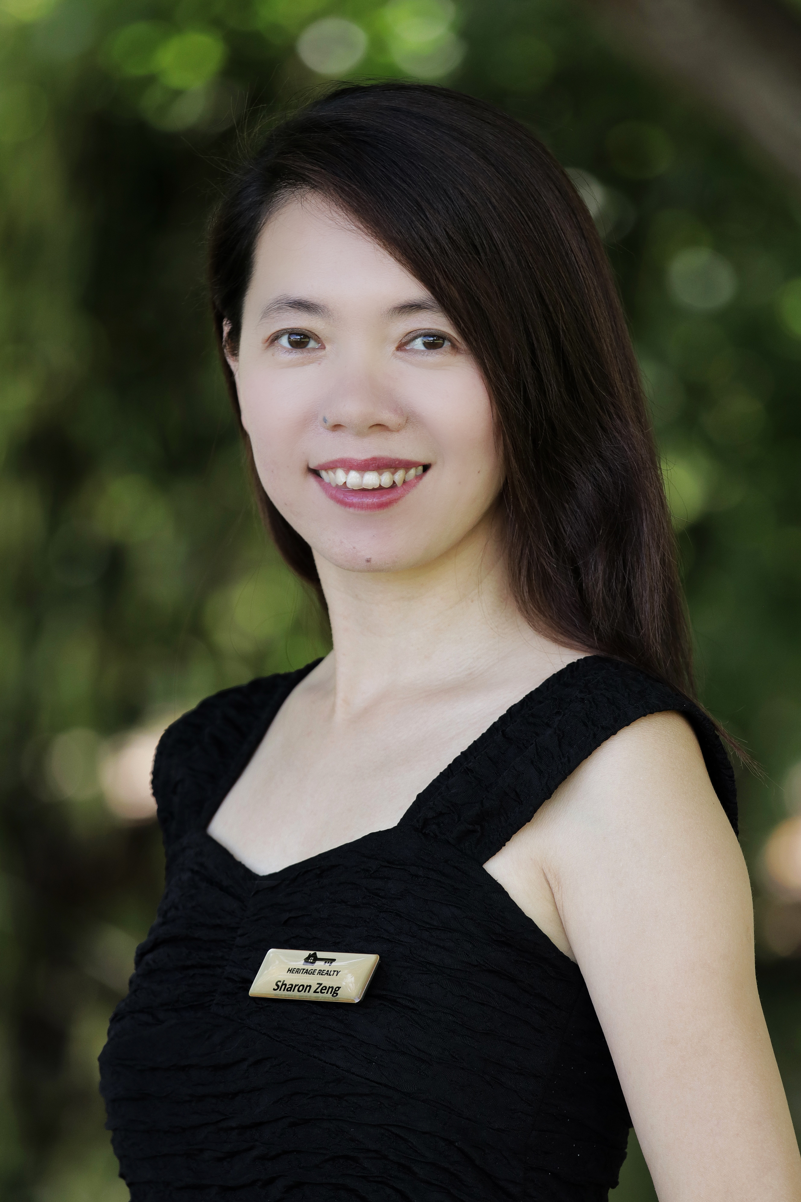 Sharon Zeng Real Estate Agent