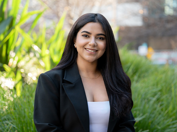 Sash Simran Singh - Real Estate Agent