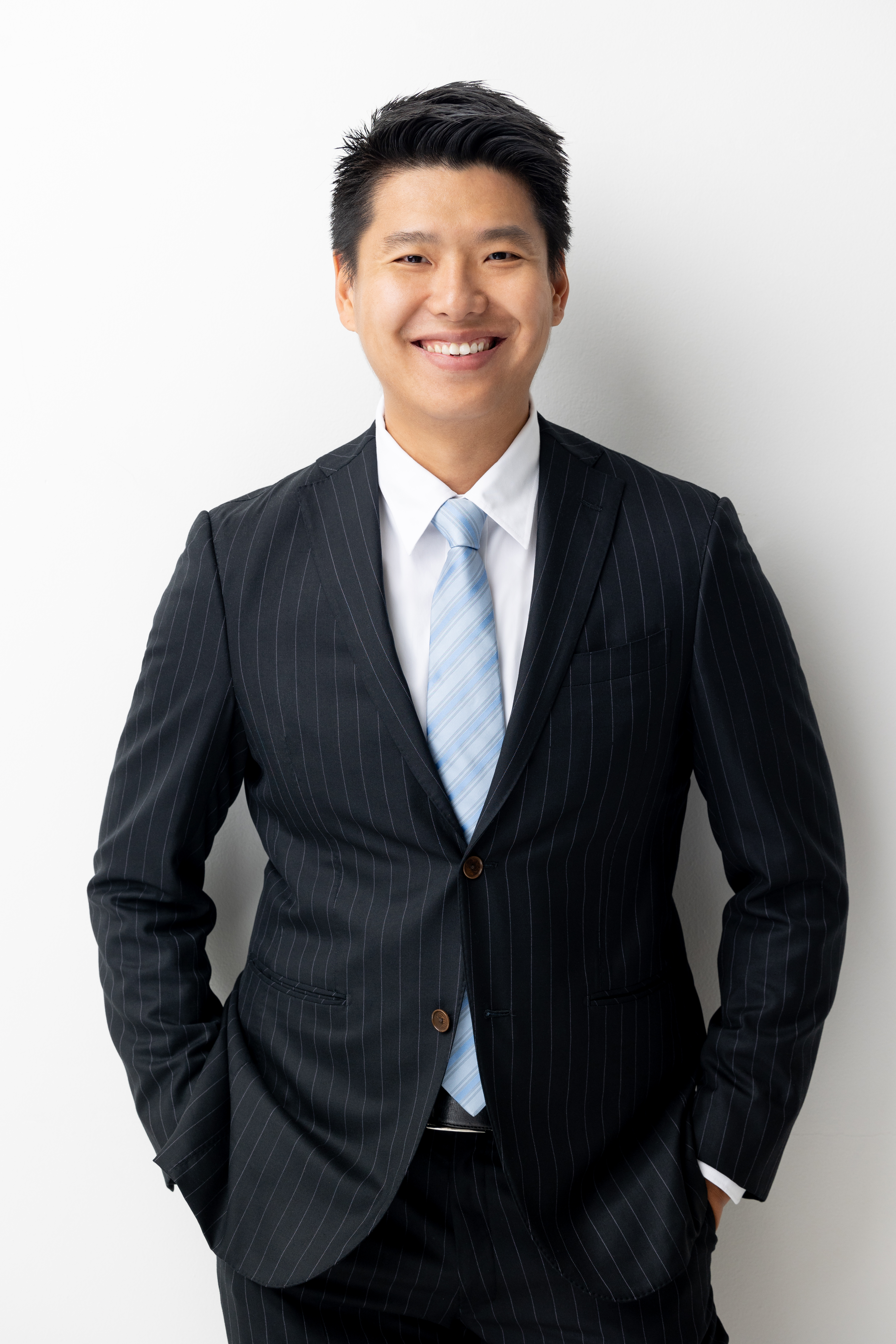 Simon Iwamoto  Real Estate Agent