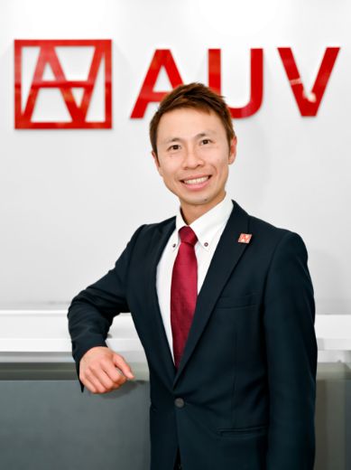 Simon Lee - Real Estate Agent at AUV Clayton