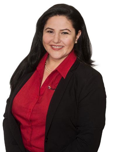 Simona Frew - Real Estate Agent at Professionals Prowest Real Estate -  Willetton