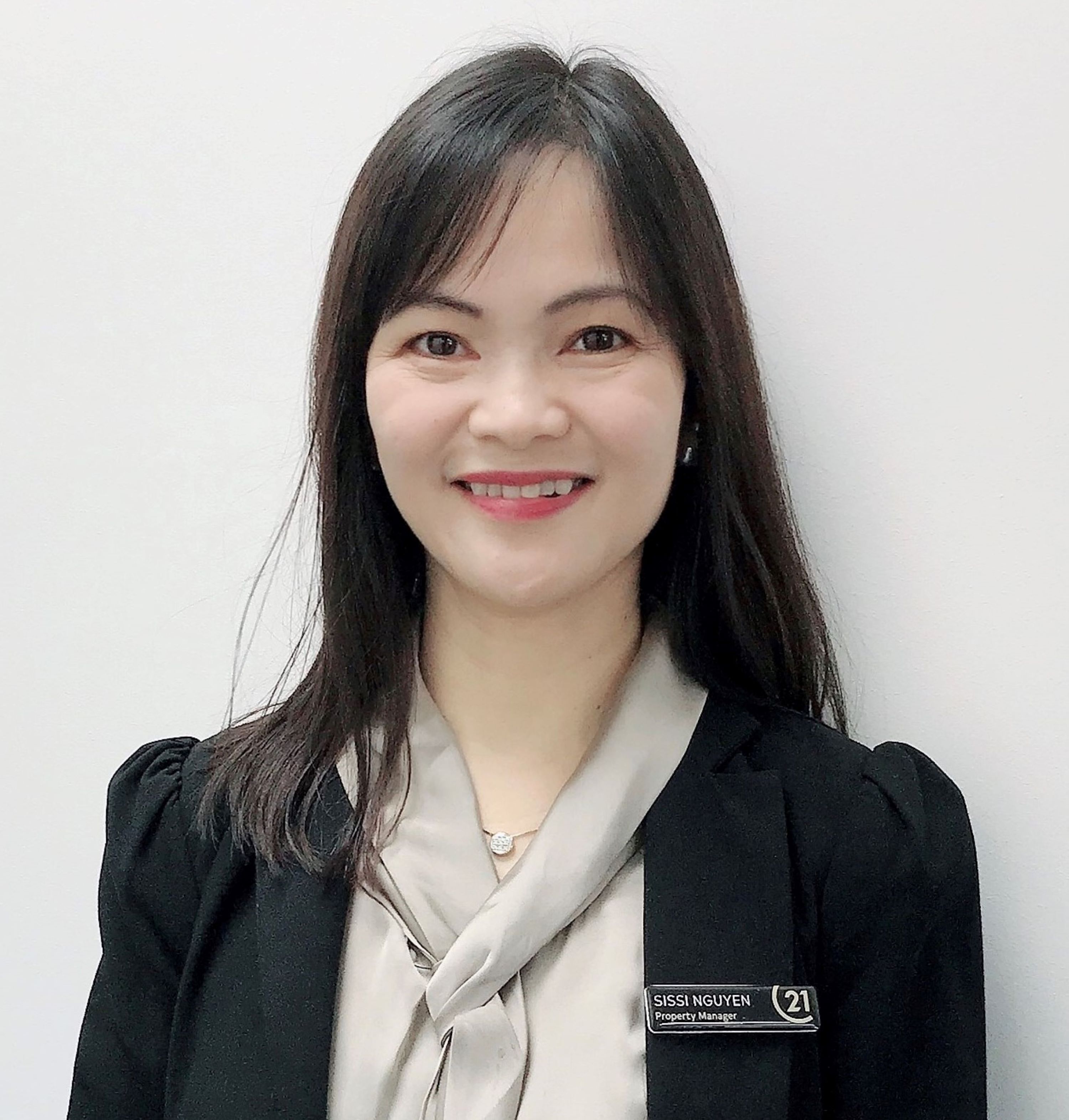 Sissi Nguyen Real Estate Agent