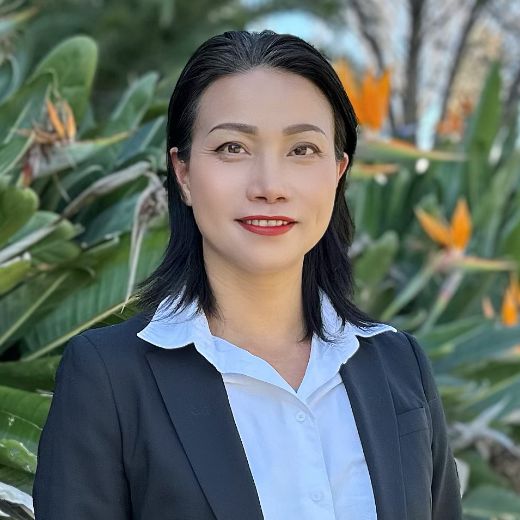 Sophie Xiujuan Liu - Real Estate Agent at Ray White (Green Square)