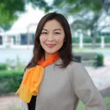 Sophie Yu  Zhang - Real Estate Agent From - Raine & Horne Unley