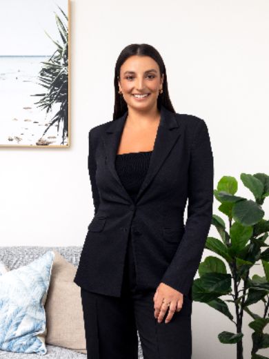 Stefanie Petitto - Real Estate Agent at Pello  - Northern Suburbs