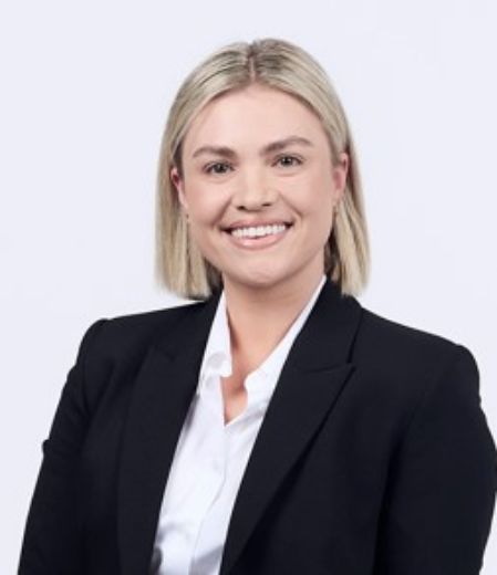 Steph Hunt - Real Estate Agent at LJ Hooker - Gungahlin