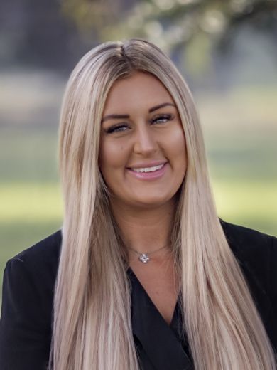 Stephanie Blaney - Real Estate Agent at Ray White - Macleod
