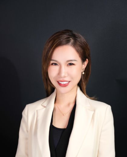 Ting (stephanie) Xue - Real Estate Agent at OZ International Investment Pty Ltd - SYDNEY