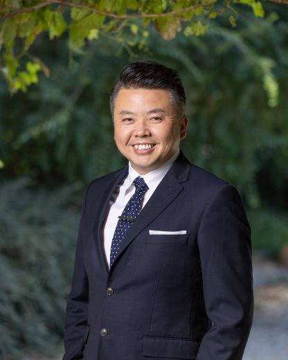 Stephen  Ong - Real Estate Agent at Sinova Property - RLA 293907