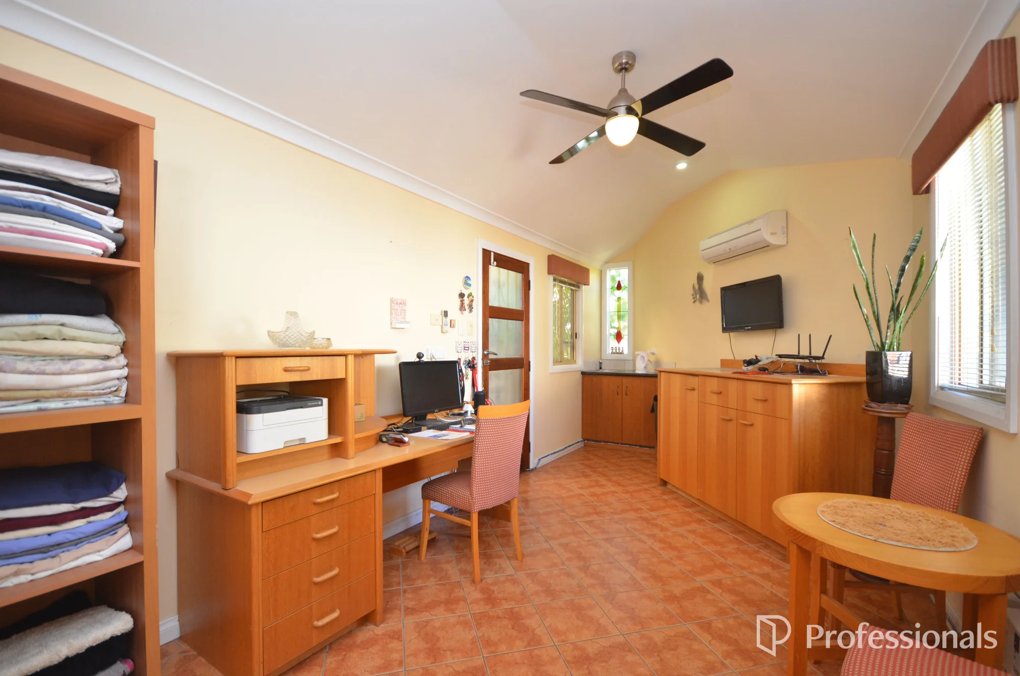 2/172A Shepperton Road, Victoria Park, WA 6100