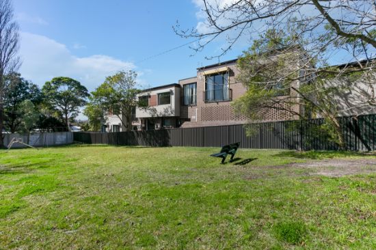 F19/31 Forest Way, Forestville, NSW 2087