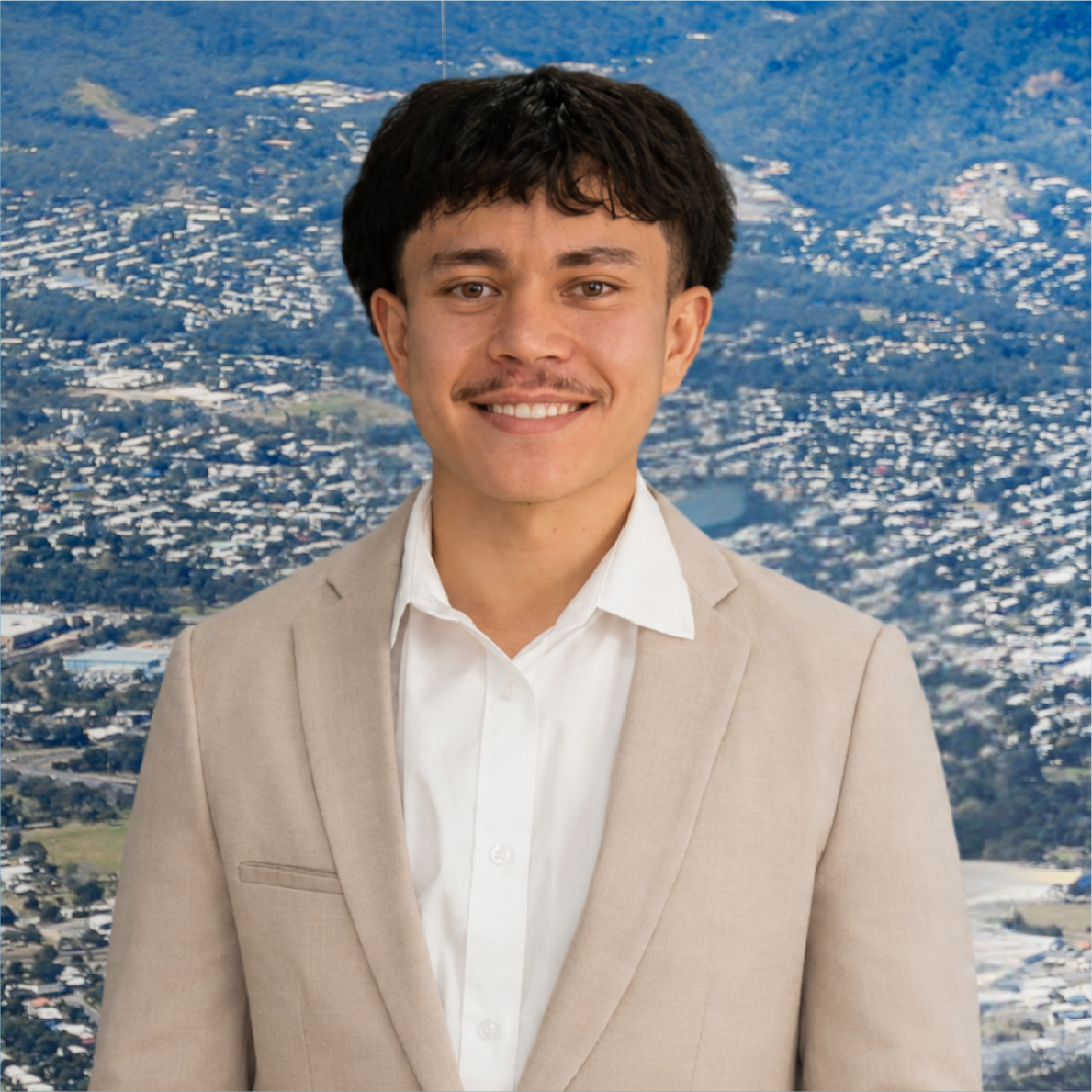 Sunny Vonhof - Real Estate Agent
