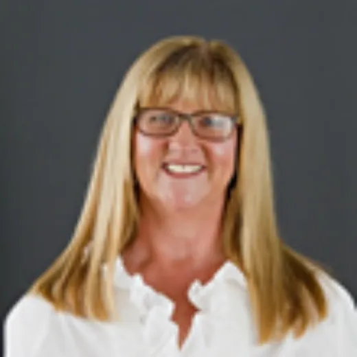 Susan Plummer - Real Estate Agent at Raine & Horne Palm Cove