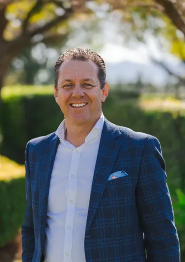 Sandy Warburton - Real Estate Agent at Warburton Estate Agents - MUSWELLBROOK
