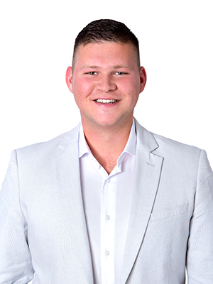 Taine Clark Real Estate Agent