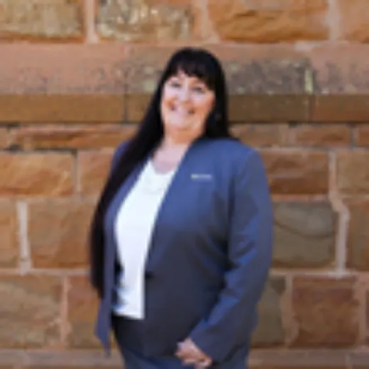 Tania Cole - Real Estate Agent at Ray White Central West Group