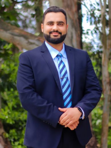 Tanjot Singh - Real Estate Agent at Harcourts Eternity - TOONGABBIE