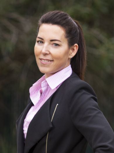 Tara Lawson - Real Estate Agent at Ray White - Macleod