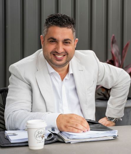 Tarek Madani - Real Estate Agent at Luxe Agents Sydney - Edensor Park