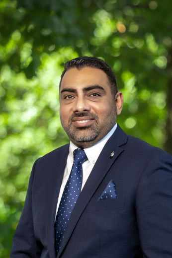 Tarun Aulakh - Real Estate Agent at Great Realty Group - MOUNT WAVERLEY
