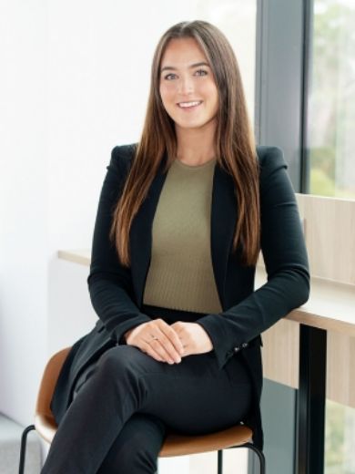 Tayla Holer - Real Estate Agent at Ouwens Casserly Real Estate Adelaide - RLA 275403