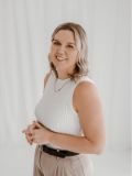 Team Anderson Eloise Ely - Real Estate Agent From - Location Property Agents - Bundaberg Central