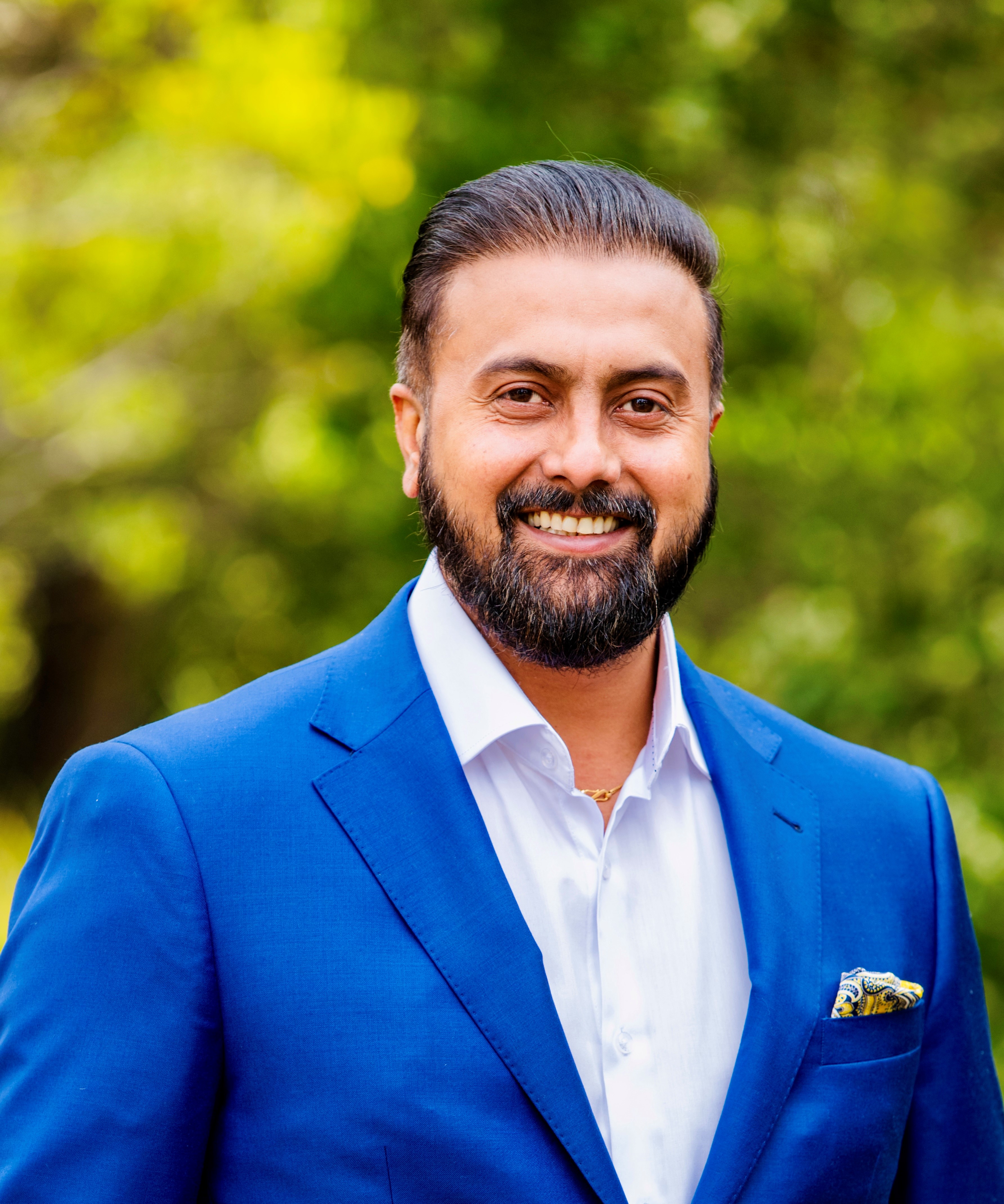 Tee  Singh Real Estate Agent