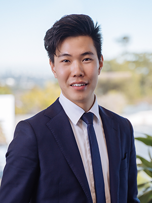Terry Yung Real Estate Agent