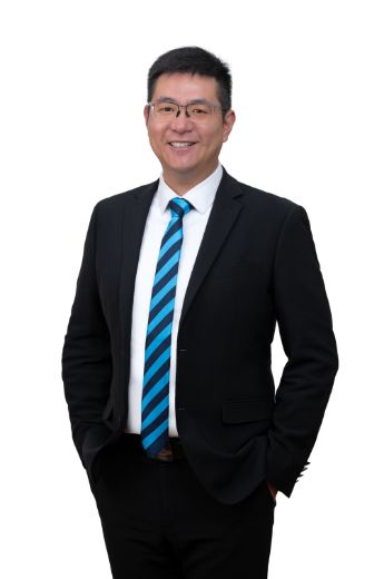 Terry Zhu - Real Estate Agent at Harcourts - Blackburn