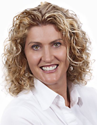 The Property Management Team - Real Estate Agent at Real Estate by KYLIE - BURLEIGH HEADS