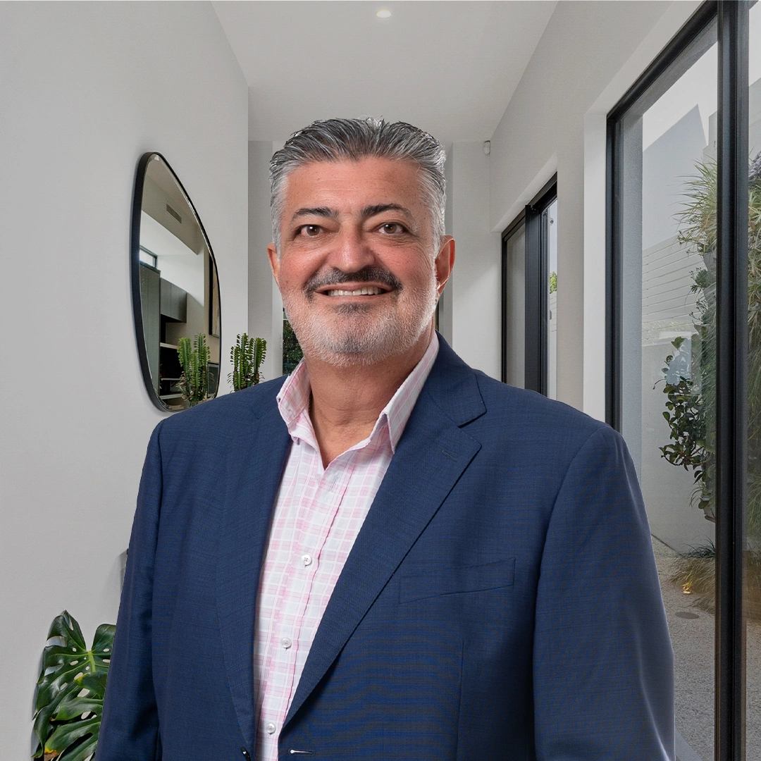 Theo Kouroulis Real Estate Agent